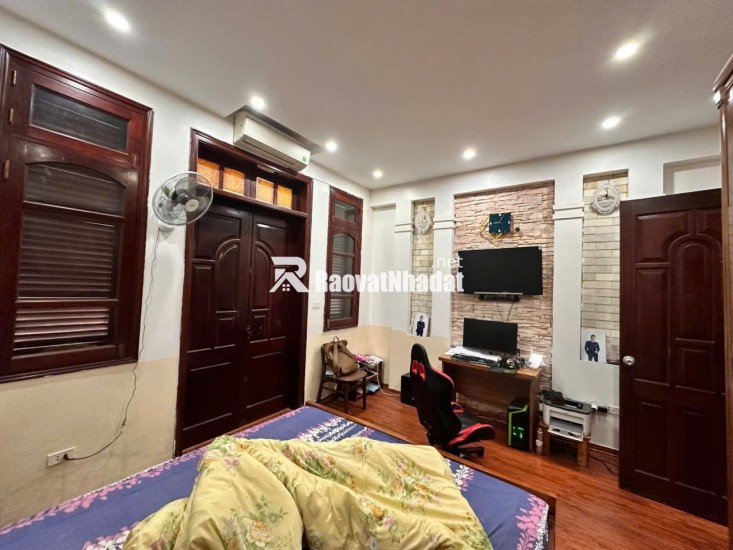 BÁN NHÀ 62M2 – 4 TẦNG -THANG MÁY – Ô TÔ – QUAN NHÂN – THANH XUÂN .