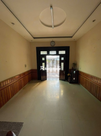 Chu thuê nhà 3 tầng nguyên căn mặt đường Lê Hồng Phong, Phước Long cũ, sát đường Cao Xuân Huy thông từ Biển vào dự án Charmora C.ty của