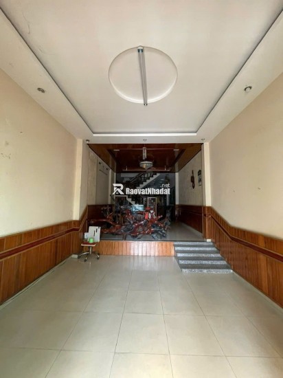 Chu thuê nhà 3 tầng nguyên căn mặt đường Lê Hồng Phong, Phước Long cũ, sát đường Cao Xuân Huy thông từ Biển vào dự án Charmora C.ty của