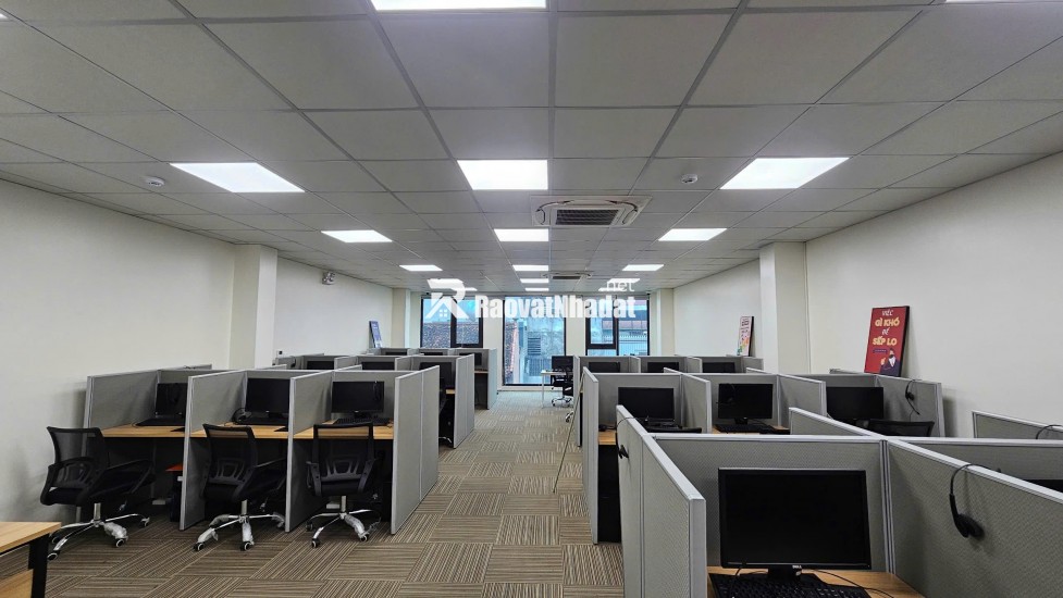 Văn Phòng 80-120m2 giá 21tr/ tháng tại Kim Mã