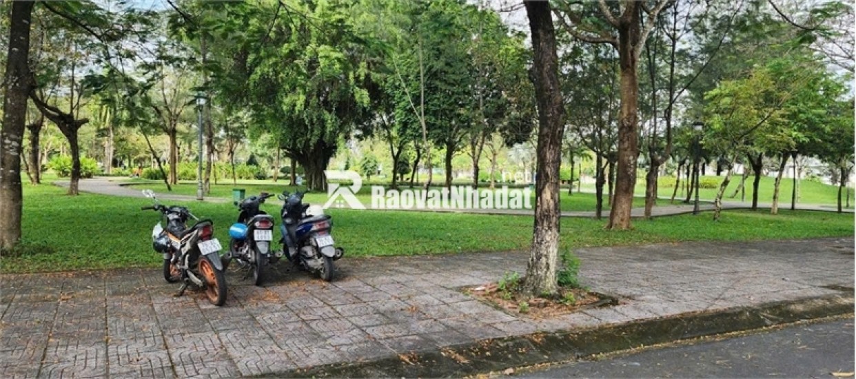 D400 bán rẻ lô đất đẹp khu dân cư đông đúc, khu vực trung tâm thuận tiện nhiều KCN