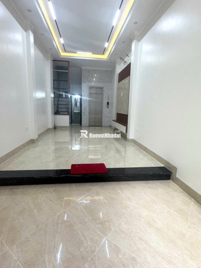 Bán nhà -Định Công Thượng- 37m2 – 6 tầng thang máy – ô tô – kinh doanh – ngõ thông- chào 11.5 tỷ.