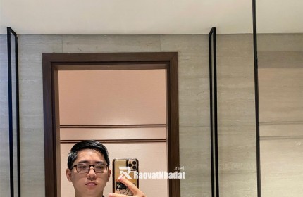 Bán Penhouse mặt tiền Nguyễn Hữu Thọ suất nhà báo, giá HĐ gốc có VAT 15,5 tỉ