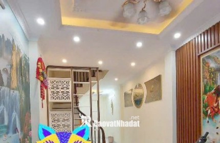 Bán nhà 4 tầng Vũ Tông Phan - Ngõ rộng ô tô đỗ sát nhà giá 4,1  tỷ - Nhà chưa sổ