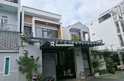 BÁN NHÀ PHỐ 3 TẦNG HẺM XE HƠI QUAY ĐẦU NGAY TRUNG TÂM Q7