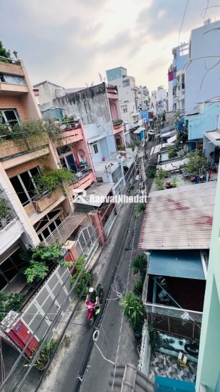 Nhà đẹp Q.10 - CMT8 - hẻm xe hơi thông - 48m2 - 4 tầng - giá 8ty2