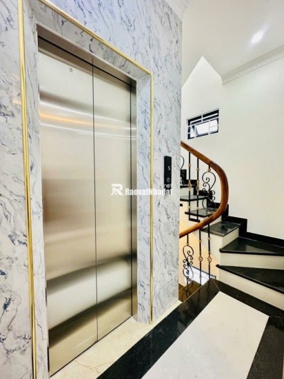 TUYỆT PHẨM VỊ TRÍ VÀNG – 6 TẦNG THANG MÁY PHỐ CỔ LONG BIÊN!