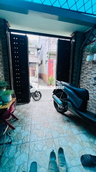 Nhà đẹp Q.10 - CMT8 - hẻm xe hơi thông - 48m2 - 4 tầng - giá 8ty2