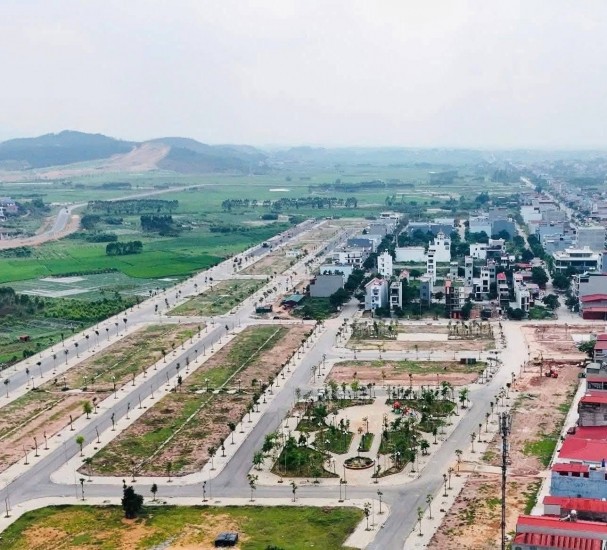 Kdt Đồng Cửa 2 Lục Nam chuẩn bị chuyển nhượng sổ cho khách hàng