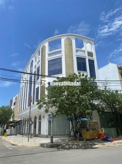 Bán nhà 3 tầng, giáp 2 mặt đường Liên Chiểu, Đà Nẵng - DT:142m2