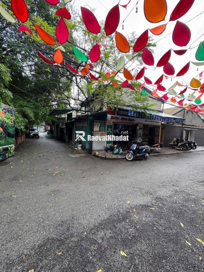 Bán đất nở hậu Làng Lụa Vạn Phúc  Ô tô 7 chỗ vào tận đất ,rất hiếm