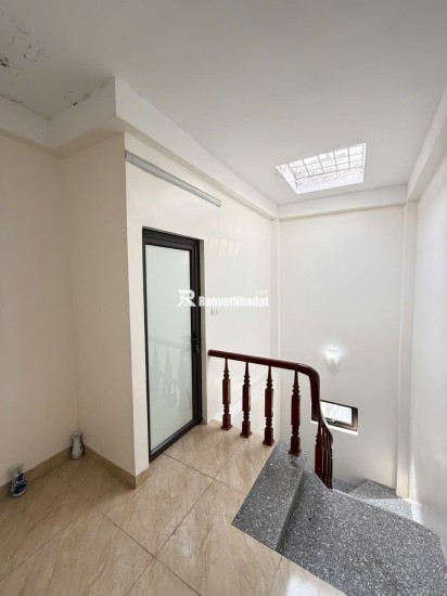 Bán nhà Lĩnh Nam – Hoàng Mai – Hà Nội – 32m2 – Mặt tiền 5m – 5 tầng – 3 ngủ - chào 6,8 tỷ.
