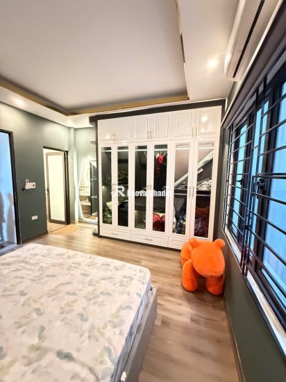 Bán nhà Lĩnh Nam – Hoàng Mai – Hà Nội – 32m2 – Mặt tiền 5m – 5 tầng – 3 ngủ - chào 6,8 tỷ.