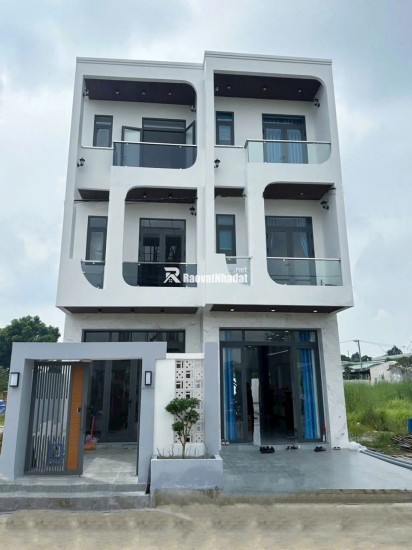  NHÀ MỚI LONG HOÀ – ĐẦU TƯ SINH LỜI, Ở ĐỈNH CAO! DUY NHẤT 2.4 TỶ! (4 Phòng Ngủ - Có Sân Thượng)