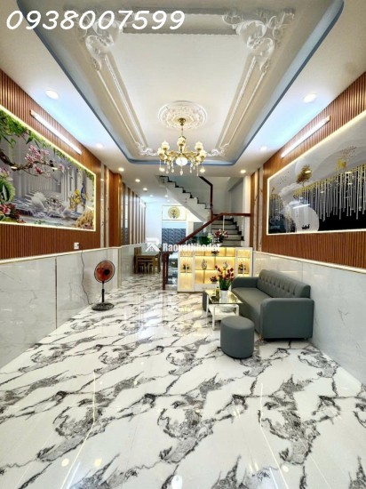 NHÀ BÁN GẤP GIẢM 400 TRIỆU. SÁT VÁCH QUẬN 7  - NHÀ MỚI Ở NGAY (4x15m) VUÔNG VỨC, TẶNG FULL NỘI THẤT - SỔ HỒNG HOÀN CÔNG, CÔNG CHỨNG NGAY - 5.5 TỶ