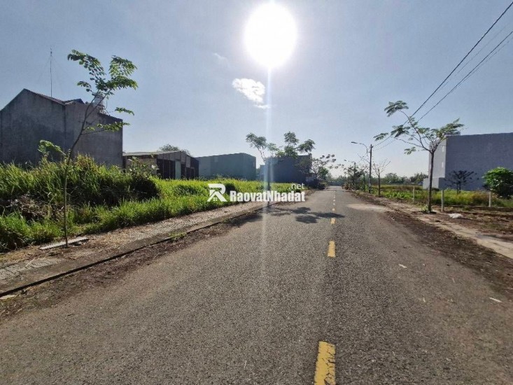 Bán đất 60m2  HXH , đường 8m, Long Phước , Quận 9, Giá 2 Tỷ 350