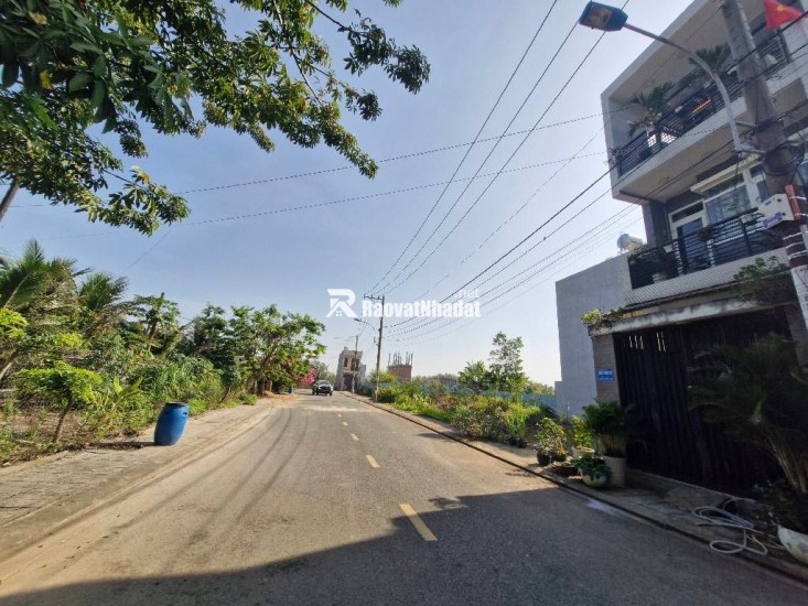 Bán đất 60m2  HXH , đường 8m, Long Phước , Quận 9, Giá 2 Tỷ 350