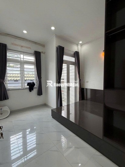 GÒ VẤP - NHÀ ĐANG TRONG THỜI GIAN LÊN NỘI THẤT ĐẸP - KHÁCH MUA CHỈ VIỆC DỌN VÀO Ở.