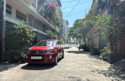 Bán nhà tặng NT vào ở ngay HXH Phan Huy Ích ngang 4m 56m2 gần Emart chỉ 5.8 tỷ.