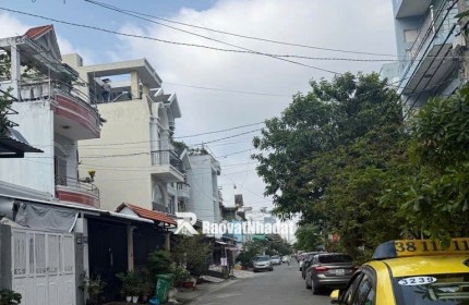 BÁN ĐẤT TẶNG NHÀ MT ĐƯỜNG SỐ  – TÂN THUẬN, Q7