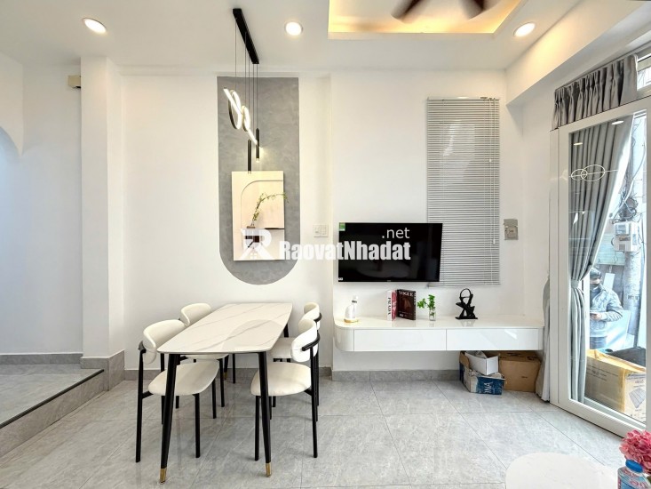 NHÀ ĐẸP 4TẦNG – NGUYỄN VĂN TRỖI, PHÚ NHUẬN – FULL NỘI THẤT – 5.85 TỶ