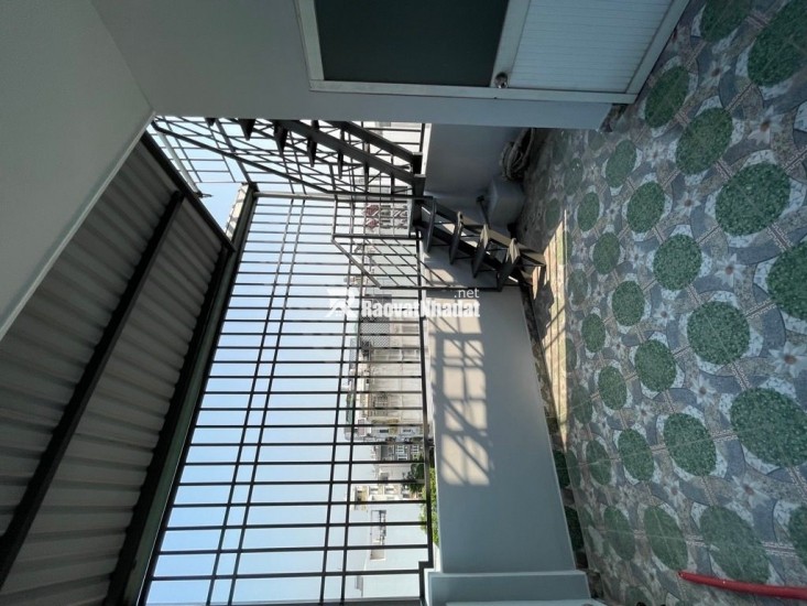 NHÀ TRỐNG ĐÓN TẾT - NGAY NGÃ VƯỜN LÀI VÀ QL 1A  QUẬN 12 - 4MX12M - 2 TÂNG - GIÁ 5 TỶ