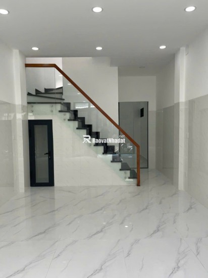 NHÀ NGAY CHỢ TỰ PHÁT PHẠM VĂN BẠCH TÂN BÌNH 4MX12M GIÁ 4,5 TỶ TL