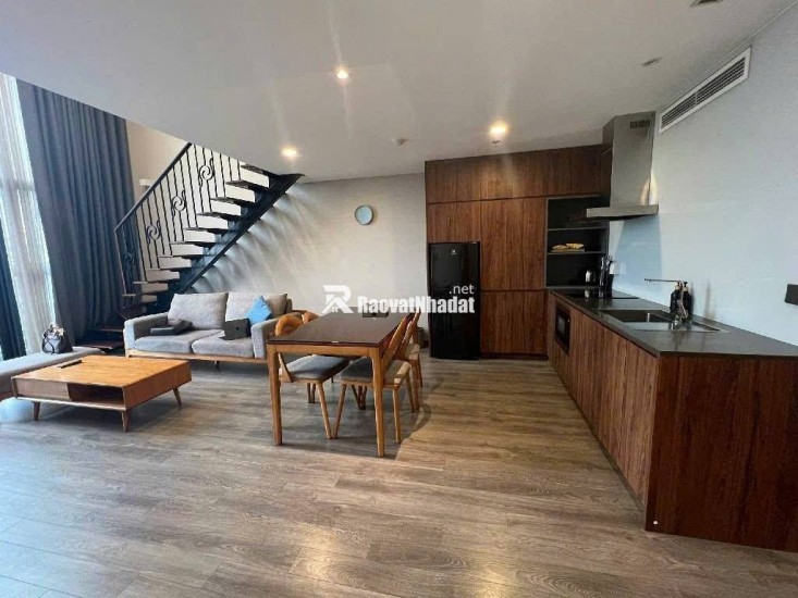 Bán căn hộ Duplex dự án Penstudio Lạc Long Quân 2N nhà đẹp ở ngay  giá 9,5 tỷ.