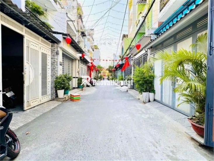 Bán nhà Mặt tiền đường C3, phường 13, Tân Bình (8x8) dòng tiền