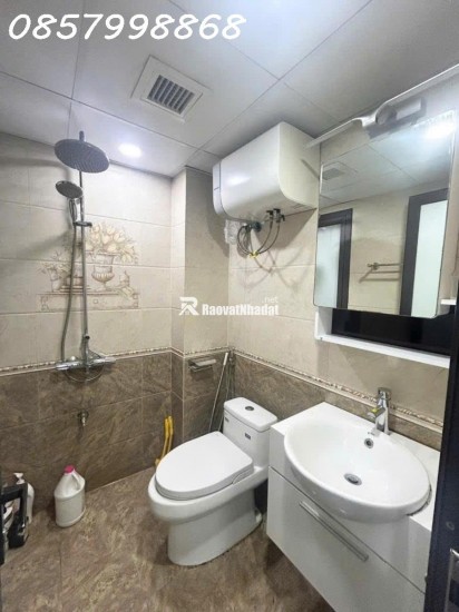 NHÀ PHỐ HIẾM  ĐẸP Ở NGAY - 5 TẦNG FULL CÔNG NĂNG - CHỦ TẶNG ĐỦ NỘI THẤT