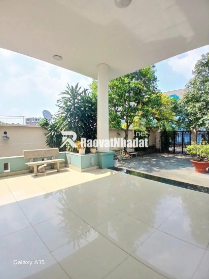 GẤP BÁN BIỆT THỰ MẶT TIỀN THẠNH LỘC QUẬN 12 FULL THỔ CƯ 571M2