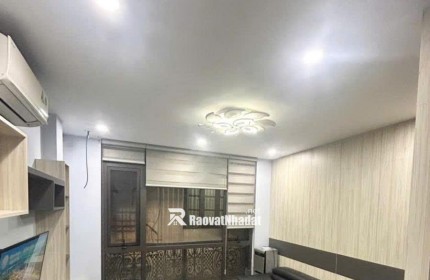 NHÀ PHỐ HIẾM  ĐẸP Ở NGAY - 5 TẦNG FULL CÔNG NĂNG - CHỦ TẶNG ĐỦ NỘI THẤT