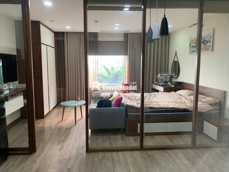 Cần Nhượng lại căn hộ 2PN1K view Hồ Ba Mẫu, Phường Phương Liên, Quận Đống Đa, Hà Nội