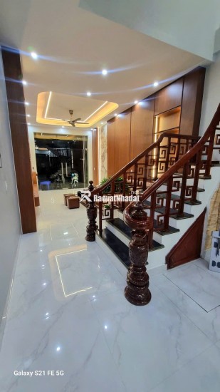Bán nhà 4 tầng Kỳ Bá, TP Thái Bình, 70m2, sổ đỏ, 7.4 tỷ, 0978693808