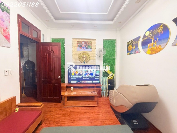 Nhà đẹp Quan Nhân (TX), 62m2, 4 tầng (thang máy), MT 4.7m, gara Ô tô. Giá: 14.x tỷ