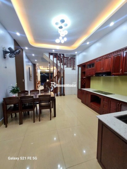 Bán nhà 4 tầng Kỳ Bá, TP Thái Bình, 70m2, sổ đỏ, 7.4 tỷ, 0978693808