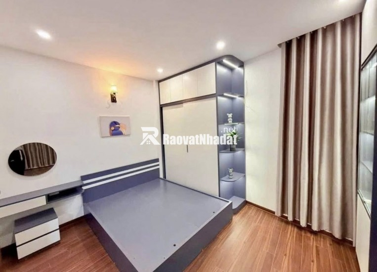 BÁN NHÀ SIÊU PHẨM LÊ TRỌNG TẤN - NGÕ THÔNG - Ô TÔ 7 CHỖ VÀO NHÀ - 48m² - 10 tỷ