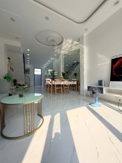 NHÀ MỚI TINH 3 TẦNG – BƯNG ÔNG THOÀN, P. PHÚ HỮU (Q9)