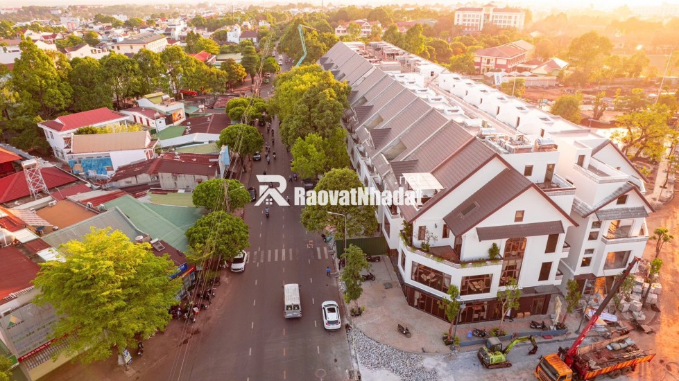 SHOPHOUSE MAI HẮC ĐẾ ECOPALACE BMT – 16 CĂN ĐỘC BẢN, KHÔNG CÓ CĂN THỨ 17 