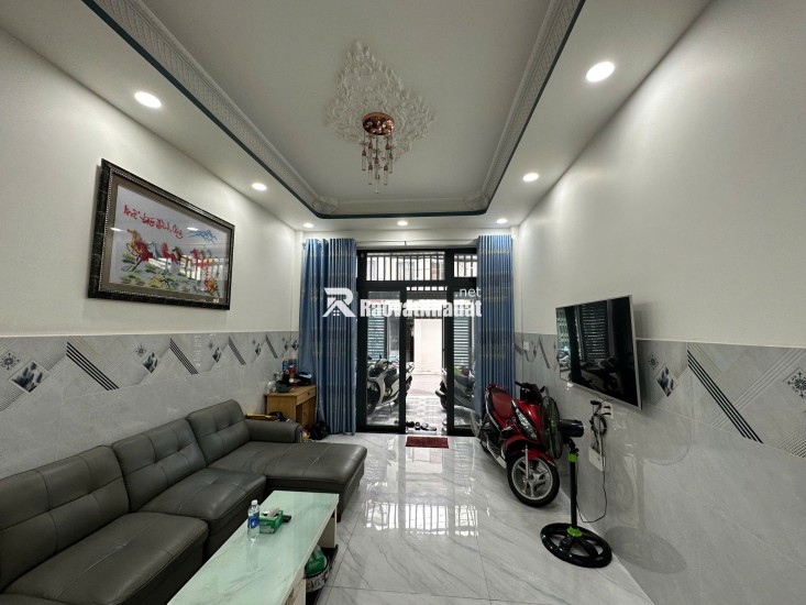 (Tin thật 100%) Nhà đẹp 117m2 Thoại Ngọc Hầu - Hẻm 6m - Cách phố 35m - Rẻ hơn TT 20%- HHMG