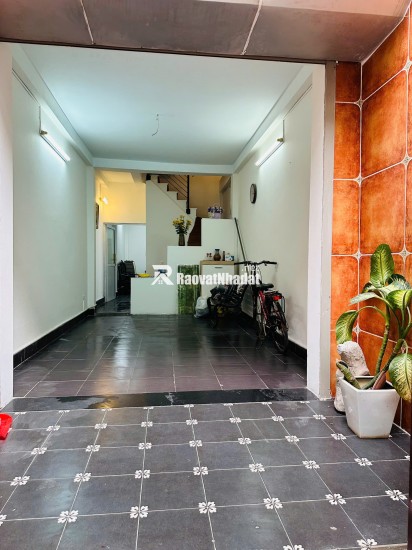 CHO THUÊ TẦNG 1 NHÀ RIÊNG 52.5M² – MẶT TIỀN THOÁNG – NGÕ THỊNH QUANG, ĐỐNG ĐA, HÀ NỘI