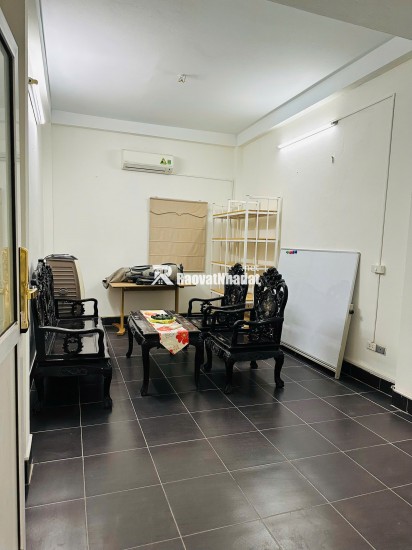 CHO THUÊ TẦNG 1 NHÀ RIÊNG 52.5M² – MẶT TIỀN THOÁNG – NGÕ THỊNH QUANG, ĐỐNG ĐA, HÀ NỘI