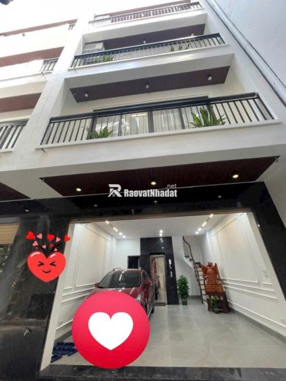 Bán nhà phố Ngọc Lâm 6 tầng thang máy ô tô vào nhà