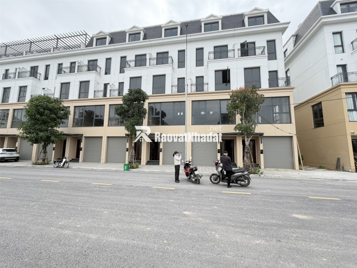 LIỀN KỀ LK-13.12 VIEW SÔNG MÃ – ĐƯỜNG 17M KẾT NỐI QL1A, GIÁ TỐT. NHẬN NHÀ RA SỔ NGAY.