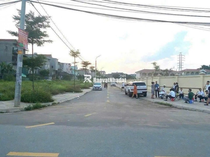 CHÍNH CHỦ CẦN LÔ ĐẤT BĂNG 2 ĐẠI LỘ HÙNG VƯƠNG – VỊ TRÍ TRUNG TÂM VÂN PHÚ