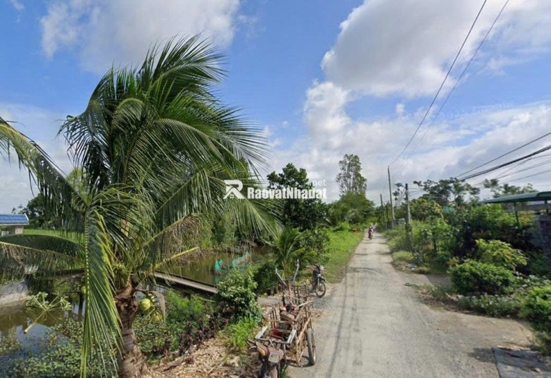 bán gấp nền đất 150m2 cực thoáng tại Bình Ân