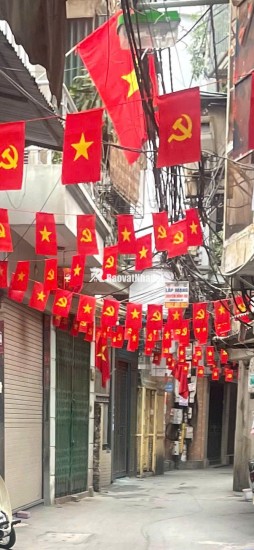 Bán nhà mặt ngõ Thịnh Quang 32/50m2 hơn 6 tỷ oto ngõ thông kinh doanh ở sướng sau quy hoạch ra mặt phố