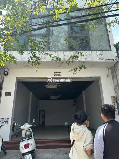Cho thuê nhà mặt tiền vị trí đẹp,  thuận tiện kinh doanh hoặc làm văn phòng công ty tại trung tâm khu vực Thủ Đức