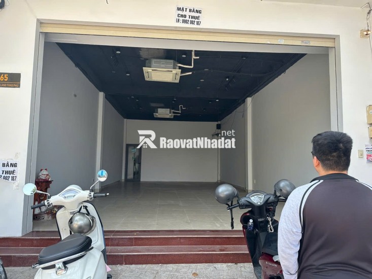 Cho thuê nhà mặt tiền vị trí đẹp,  thuận tiện kinh doanh hoặc làm văn phòng công ty tại trung tâm khu vực Thủ Đức