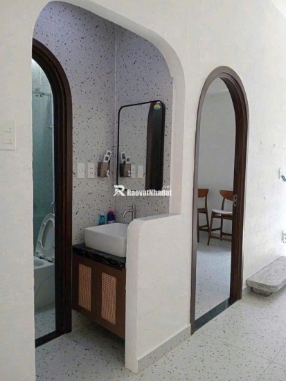 BÁN NHÀ THỊ TRẤN NHÀ BÈ, DT 63,5M2 (5,2X 12) SHR CHỈ 4TỶ8. LH:0903344518